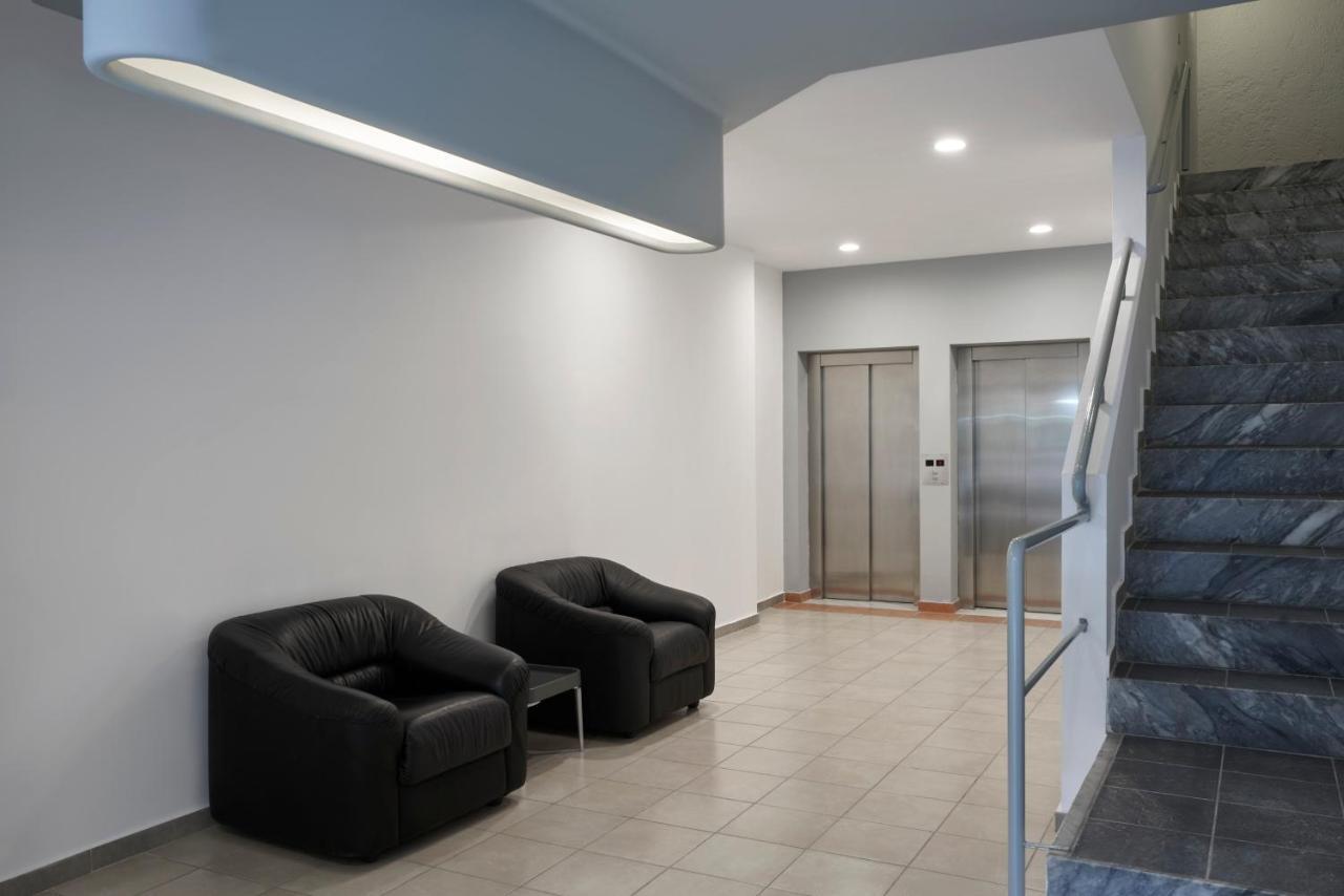 The By Esperia Hotel apartamentowy