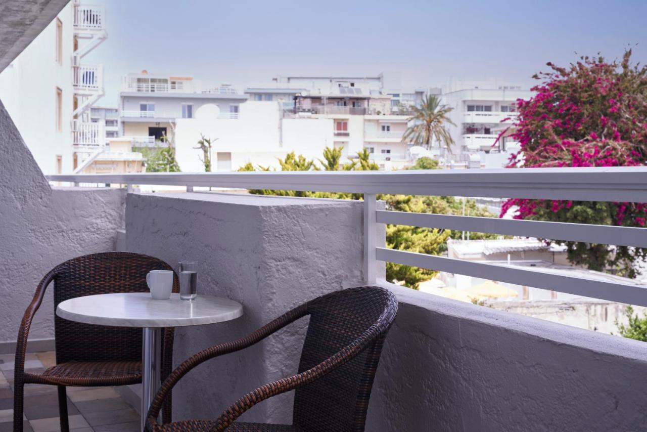 The By Esperia Hotel apartamentowy